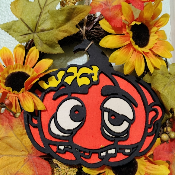 Jackson zombie pumpkin wreath - Picture 2 of 8